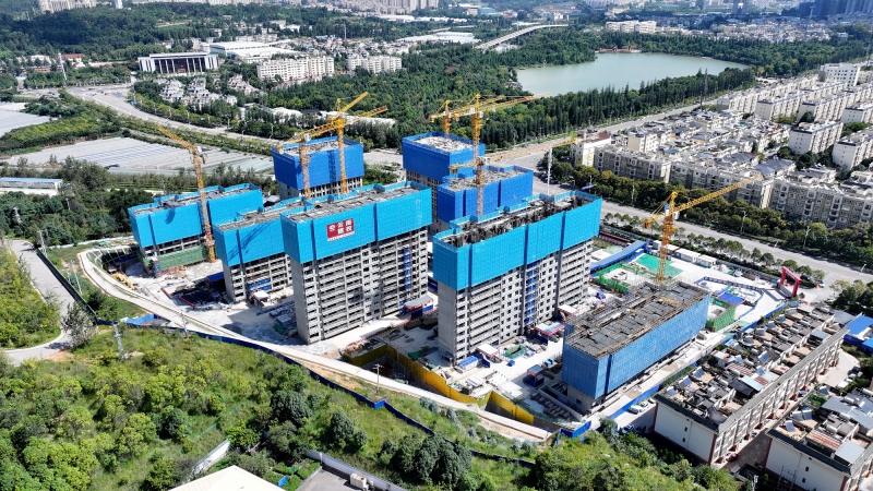 呈贡龙街安设房建设项目主体结构全面封顶